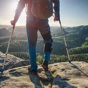 worldcrutches-Avoid-Injuries-from-Climbing