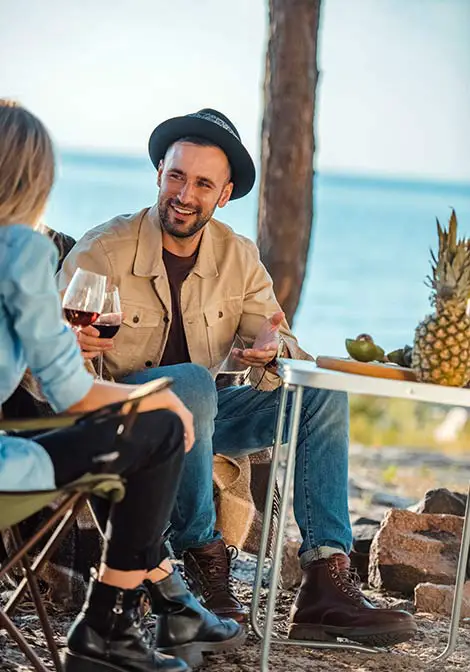 picnic-with-lover-on-crutches-worldcrutches