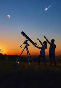 stargazing-with-lover-on-crutches-worldcrutches