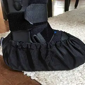 worldcrutches-Best-Walking-Boot-Covers